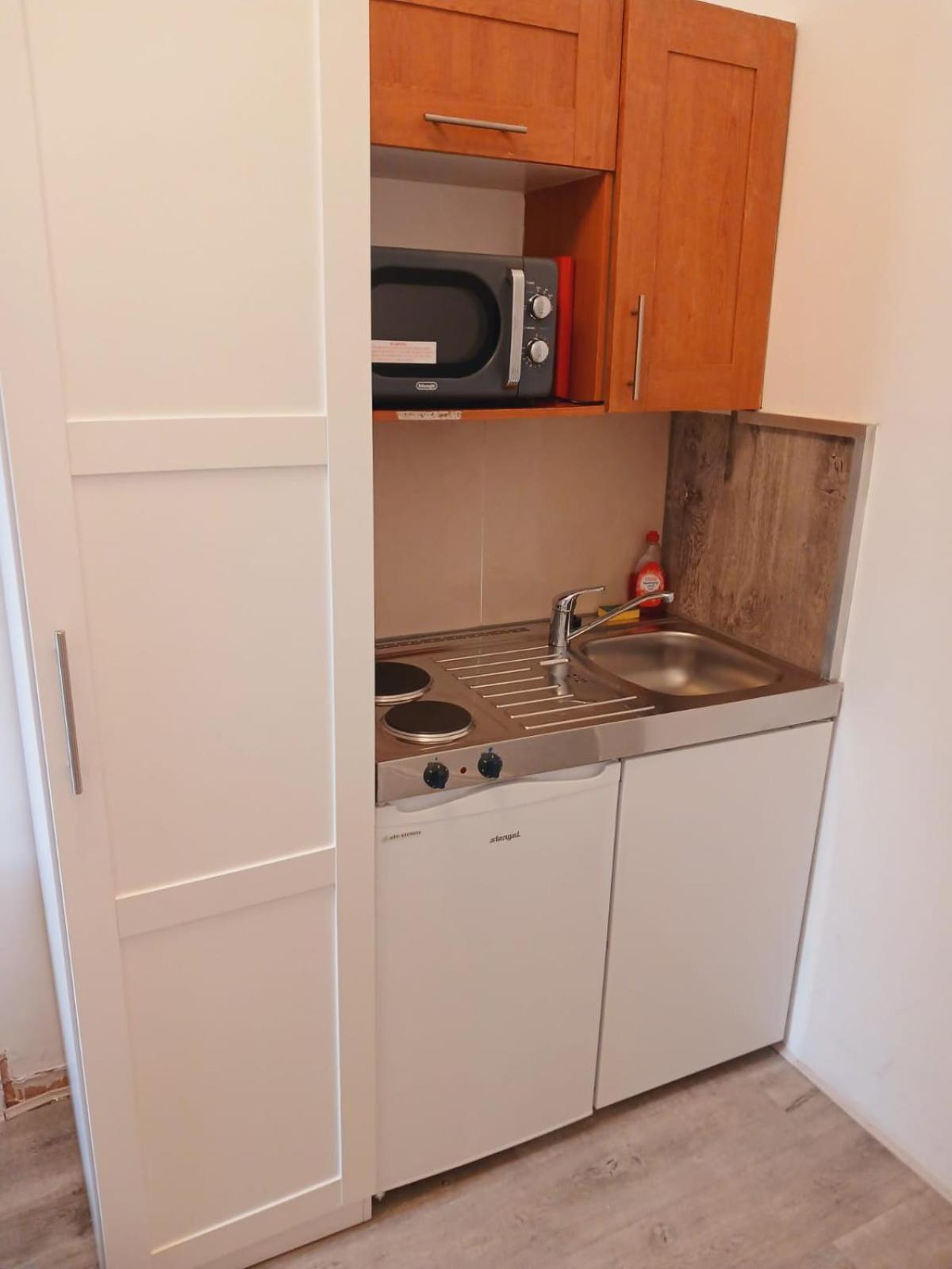 Apartment Compact Studio For 2 Near Paddington-f13 *