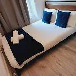 Compact Studio For 2 Near Paddington-F13